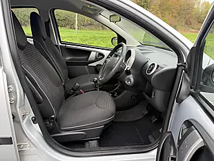 Used 2013 Peugeot 107 Active Silver - Interior and Exterior details 15