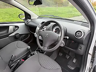 Used 2013 Peugeot 107 Active Silver - Interior and Exterior details 16