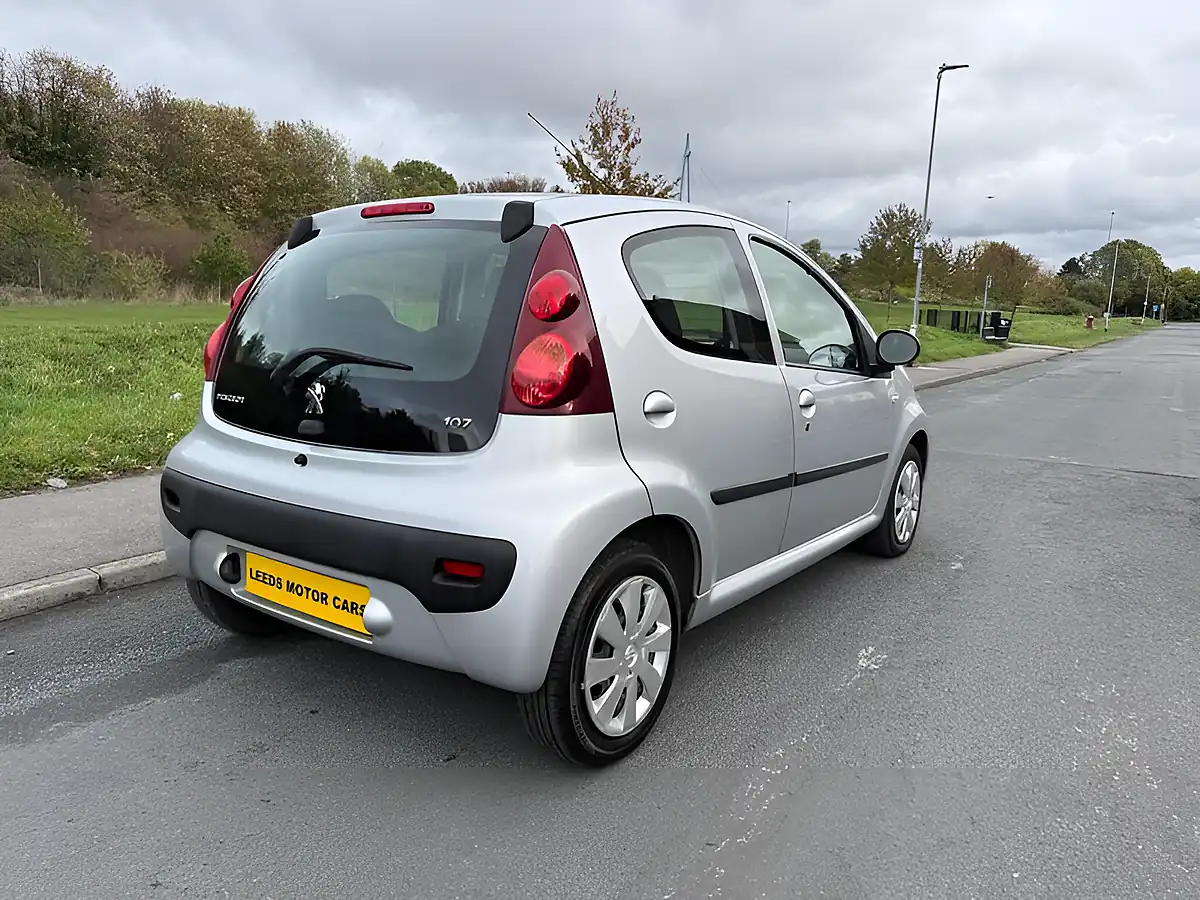 Used 2013 Peugeot 107 Active Silver - Interior and Exterior details 2