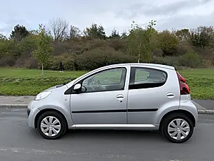 Used 2013 Peugeot 107 Active Silver - Interior and Exterior details 4