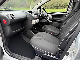 Used 2013 Peugeot 107 Active Silver - Interior and Exterior details 7