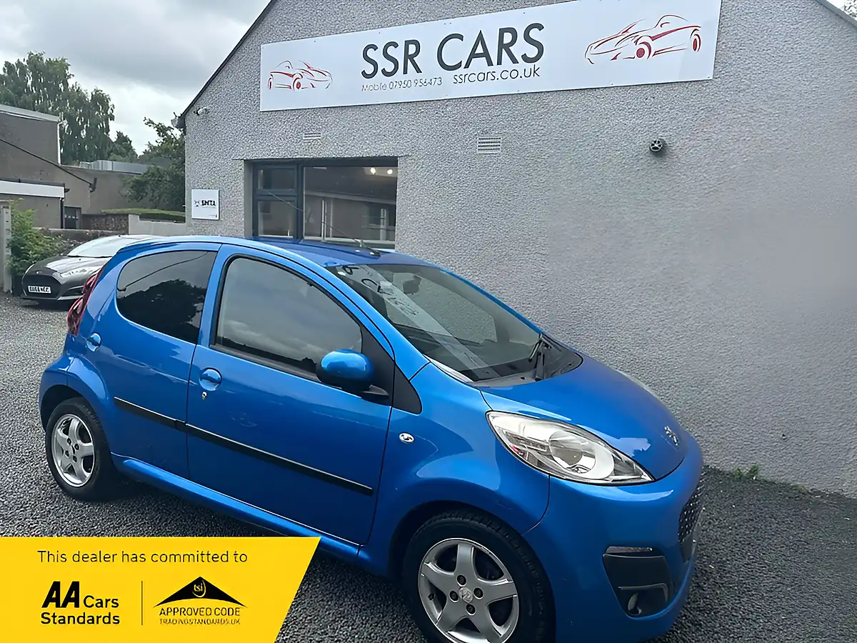 Used 2013 Peugeot 107 Allure Blue - Front View