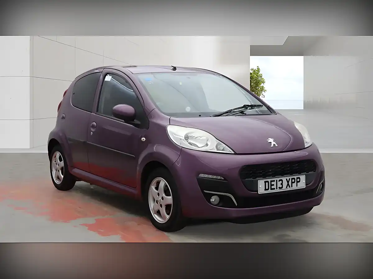 Used 2013 Peugeot 107 Allure Purple - Interior and Exterior details 4