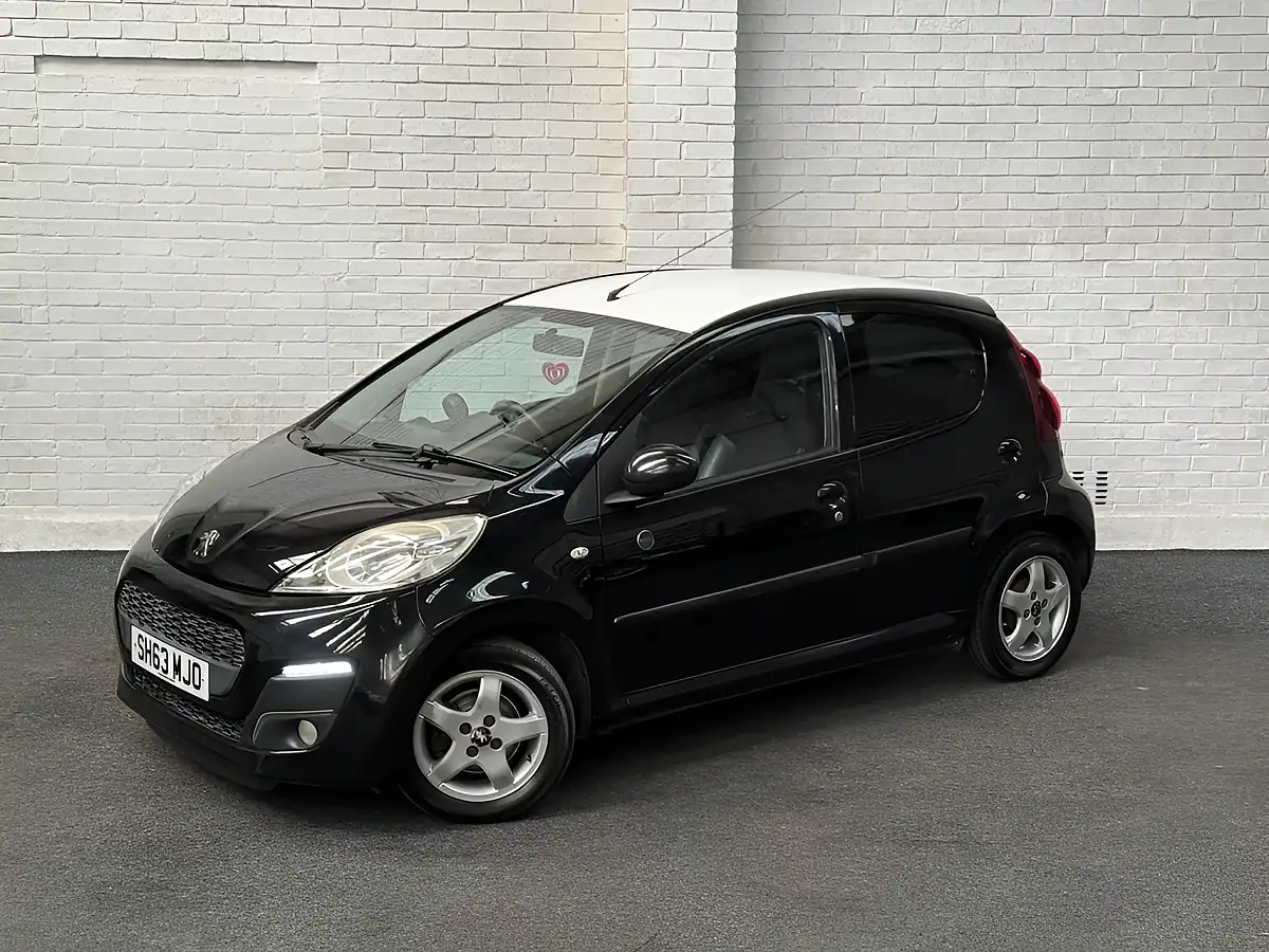 Used 2013 Peugeot 107 Envy Black - Front View