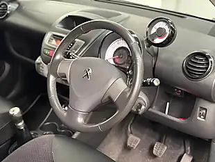 Used 2013 Peugeot 107 Envy Black - Interior and Exterior details 12