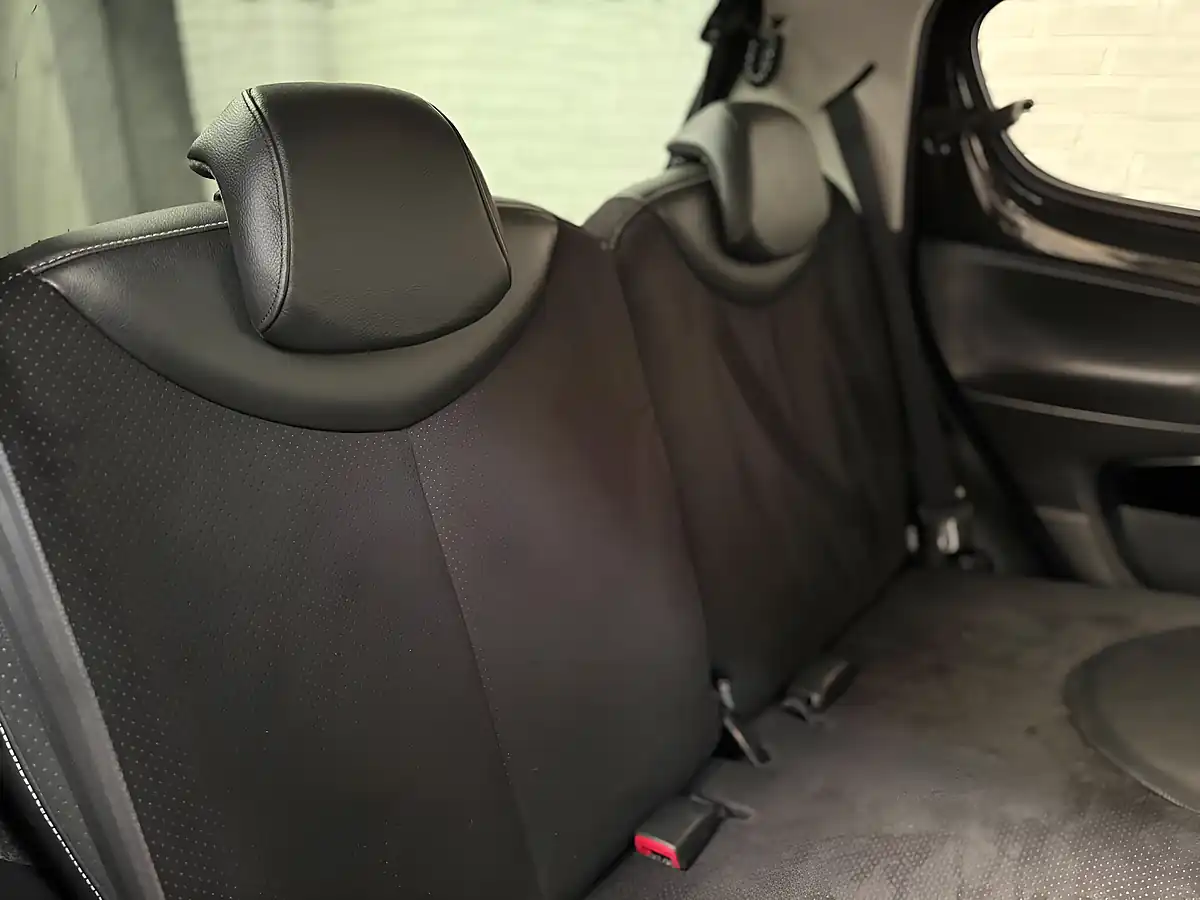 Used 2013 Peugeot 107 Envy Black - Interior and Exterior details 15