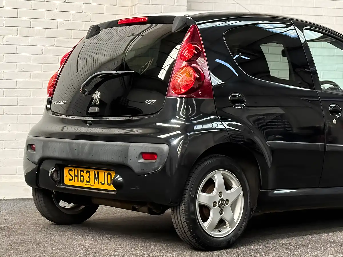 Used 2013 Peugeot 107 Envy Black - Interior and Exterior details 6