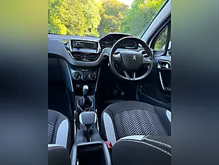 Used 2013 Peugeot 2008 Access+ White - Interior and Exterior details 11