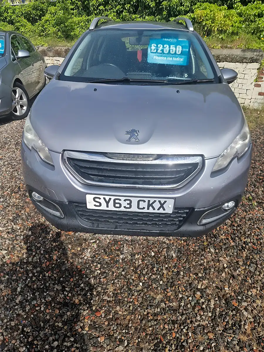 Used 2013 Peugeot 2008 Active Grey - Front View