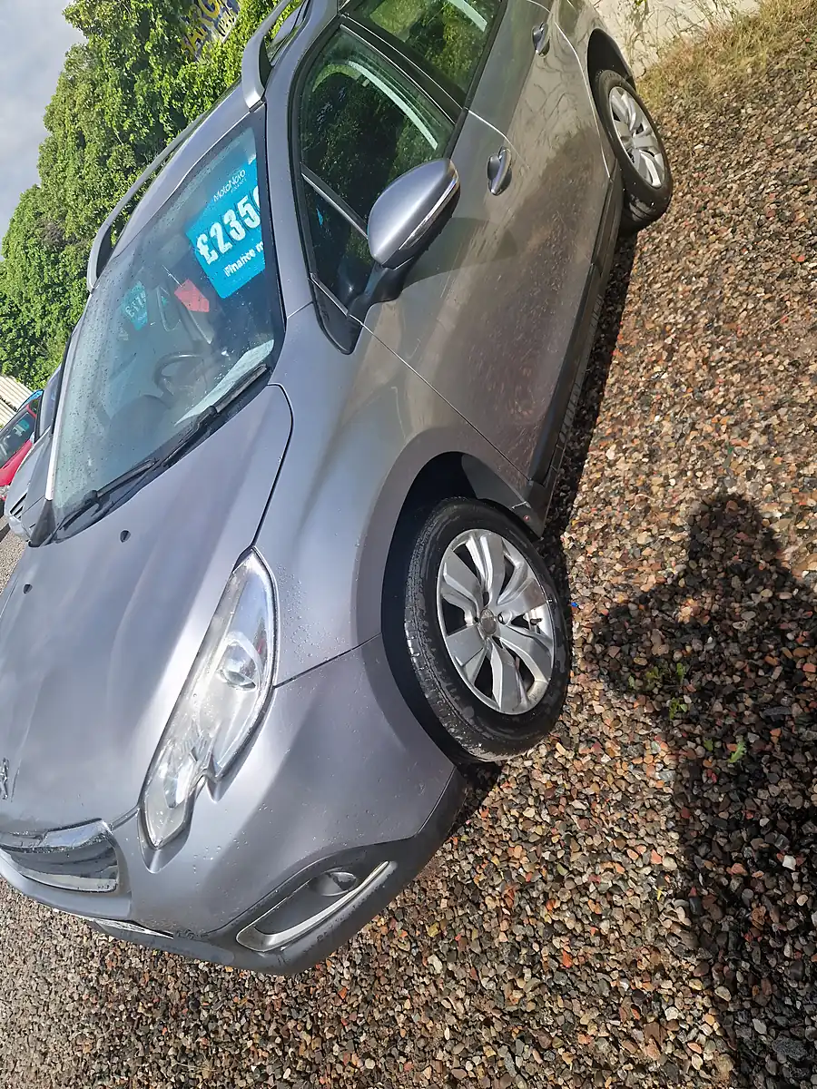 Used 2013 Peugeot 2008 Active Grey - Interior and Exterior details 6