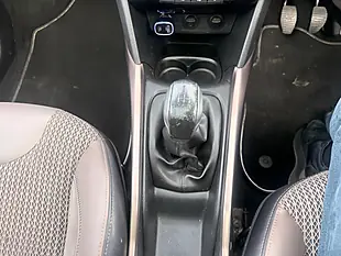 Used 2013 Peugeot 2008 Allure Brown - Interior and Exterior details 19