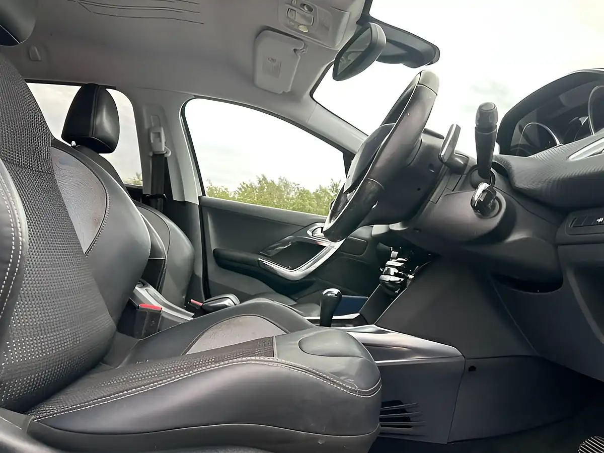 Used 2013 Peugeot 2008 Allure Egc Grey - Interior and Exterior details 6