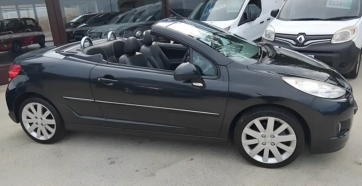 Used 2013 Peugeot 207 Allure Black Metallic - Interior and Exterior details 9