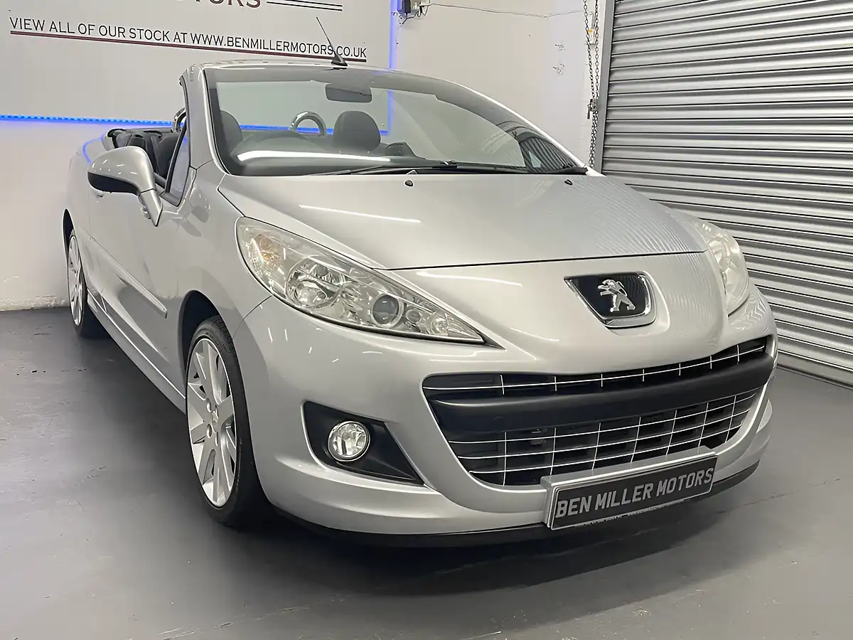 Used 2013 Peugeot 207 Cc Allure Aluminium Grey Metallic - Interior and Exterior details 12