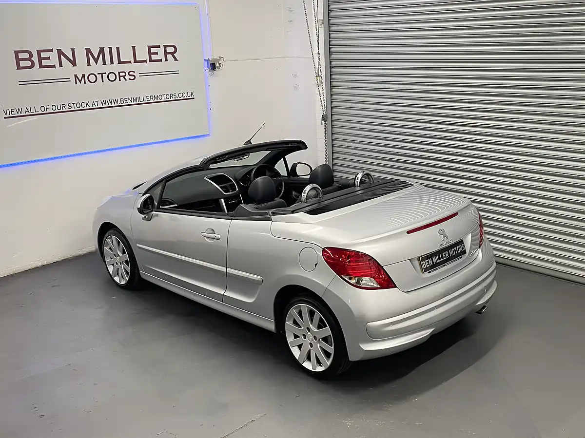 Used 2013 Peugeot 207 Cc Allure Aluminium Grey Metallic - Interior and Exterior details 15