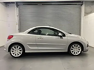 Used 2013 Peugeot 207 Cc Allure Aluminium Grey Metallic - Interior and Exterior details 4