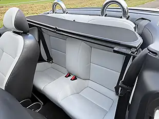 Used 2013 Peugeot 207 Cc Roland Garros White - Interior and Exterior details 17