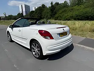 Used 2013 Peugeot 207 Cc Roland Garros White - Interior and Exterior details 4
