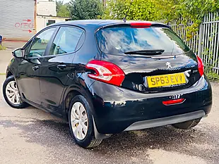 Used 2013 Peugeot 208 Access+ Black - Interior and Exterior details 10