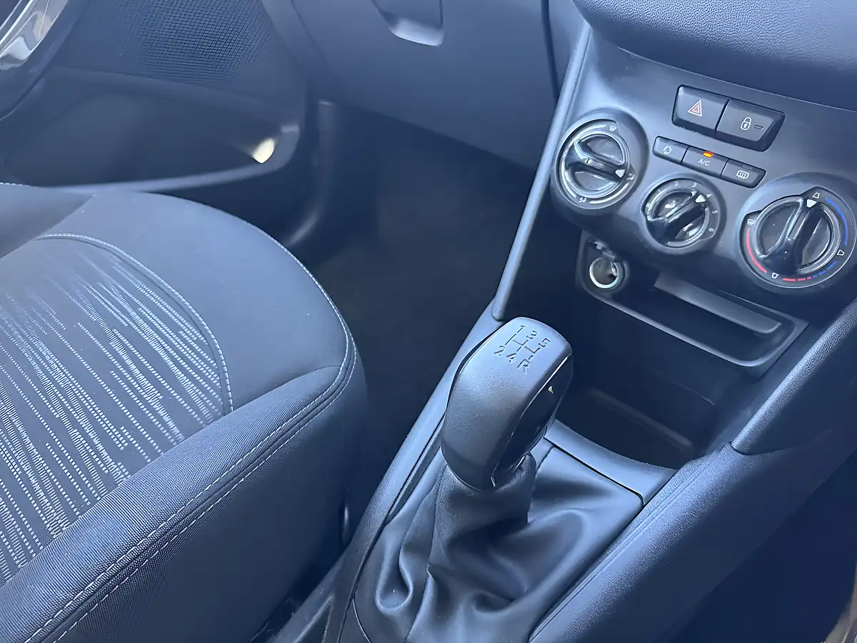 Used 2013 Peugeot 208 Access+ Black - Interior and Exterior details 14