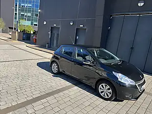 Used 2013 Peugeot 208 Access+ Black - Interior and Exterior details 3
