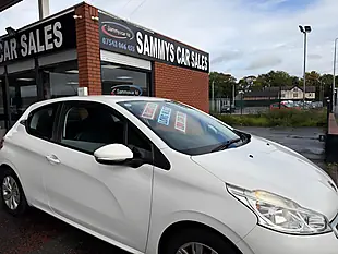 Used 2013 Peugeot 208 Access+ White - Interior and Exterior details 10