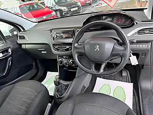 Used 2013 Peugeot 208 Access+ White - Interior and Exterior details 13