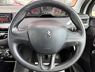 Used 2013 Peugeot 208 Access+ White - Interior and Exterior details 16