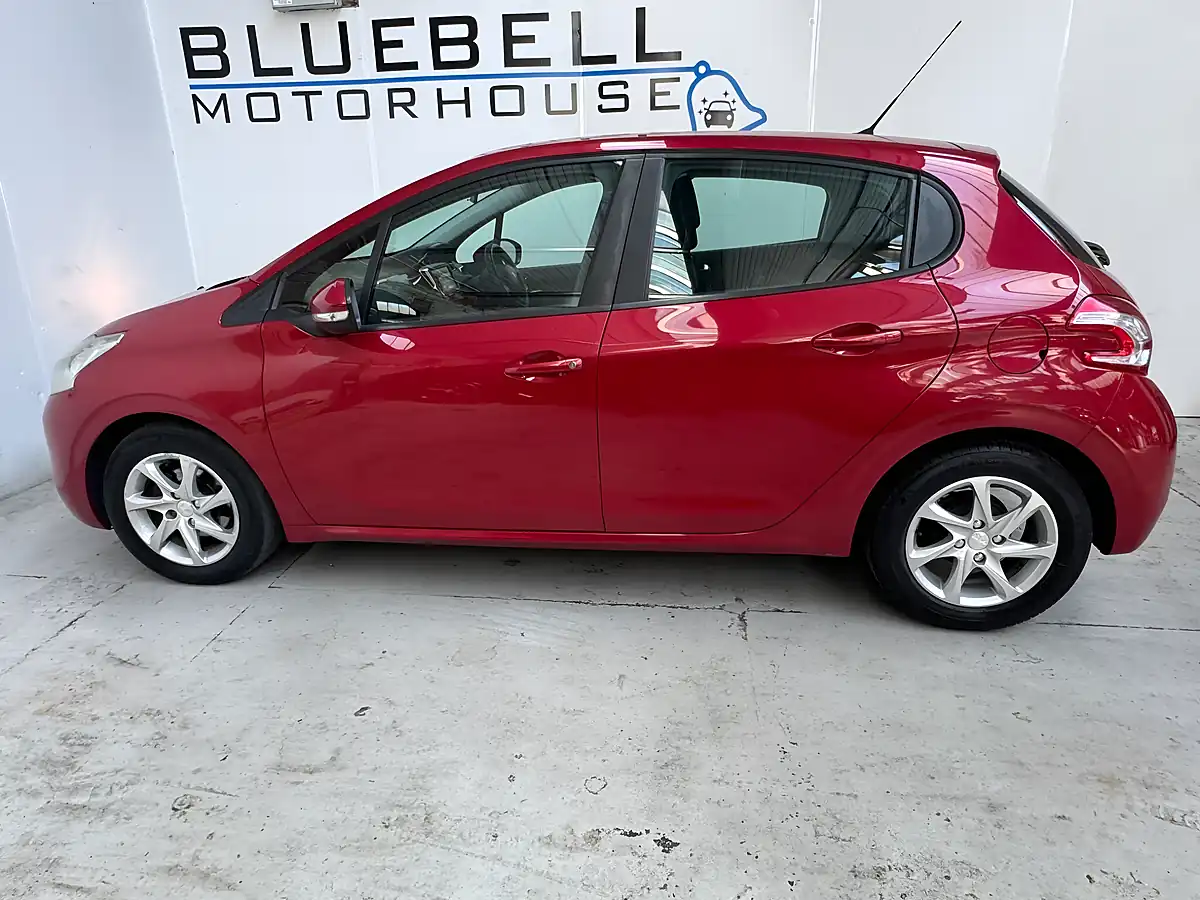 Used 2013 Peugeot 208 Active Rioja Red - Interior and Exterior details 7