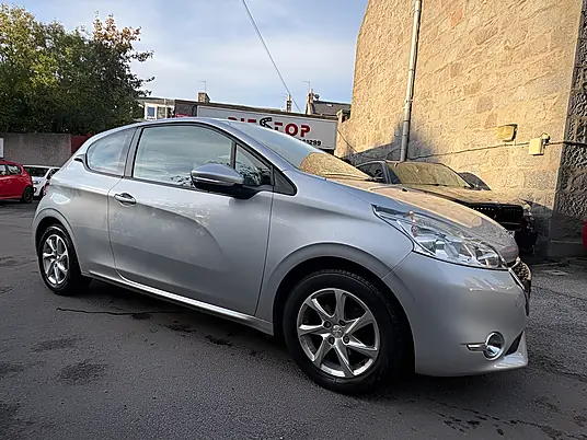 2013 Peugeot 208 1.0 VTi Active