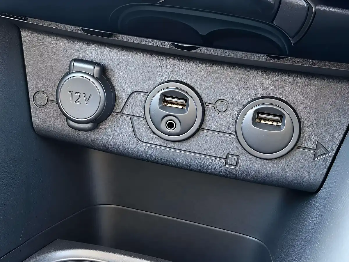 Used 2013 Peugeot 208 Allure Black - Interior and Exterior details 18