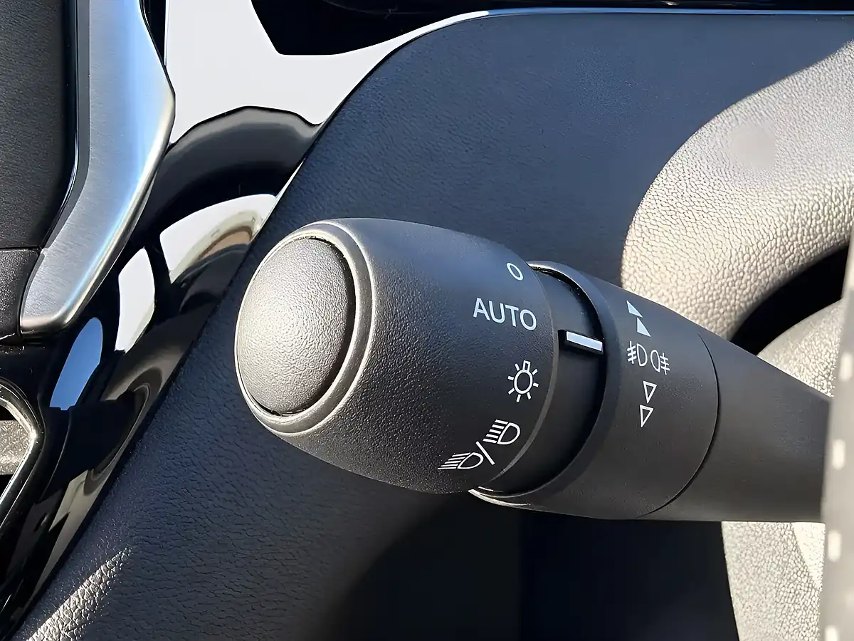 Used 2013 Peugeot 208 Allure Black - Interior and Exterior details 20