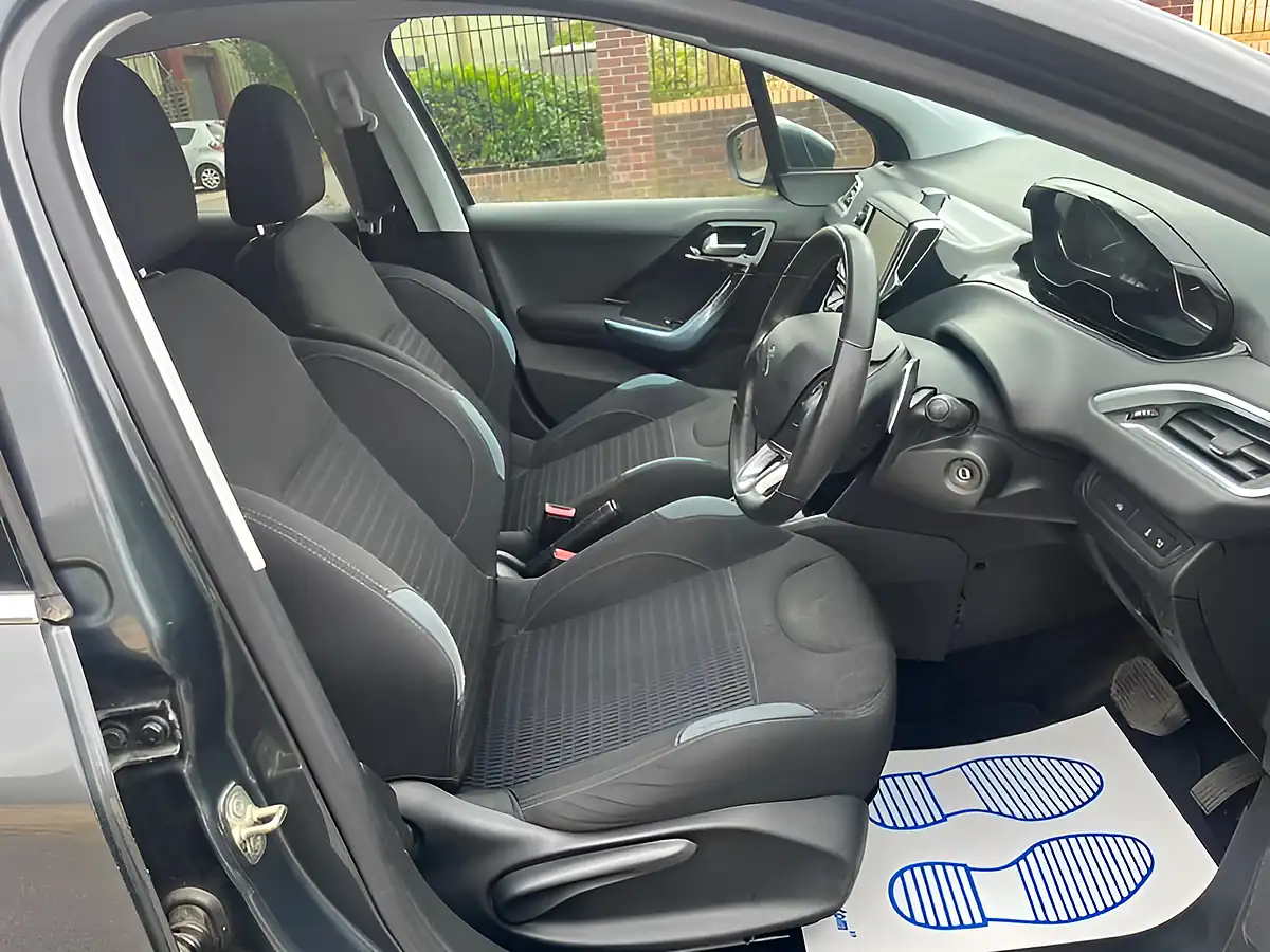Used 2013 Peugeot 208 Allure Grey - Interior and Exterior details 10