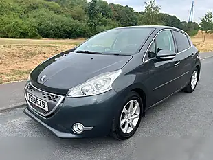 Used 2013 Peugeot 208 Allure Grey - Interior and Exterior details 5