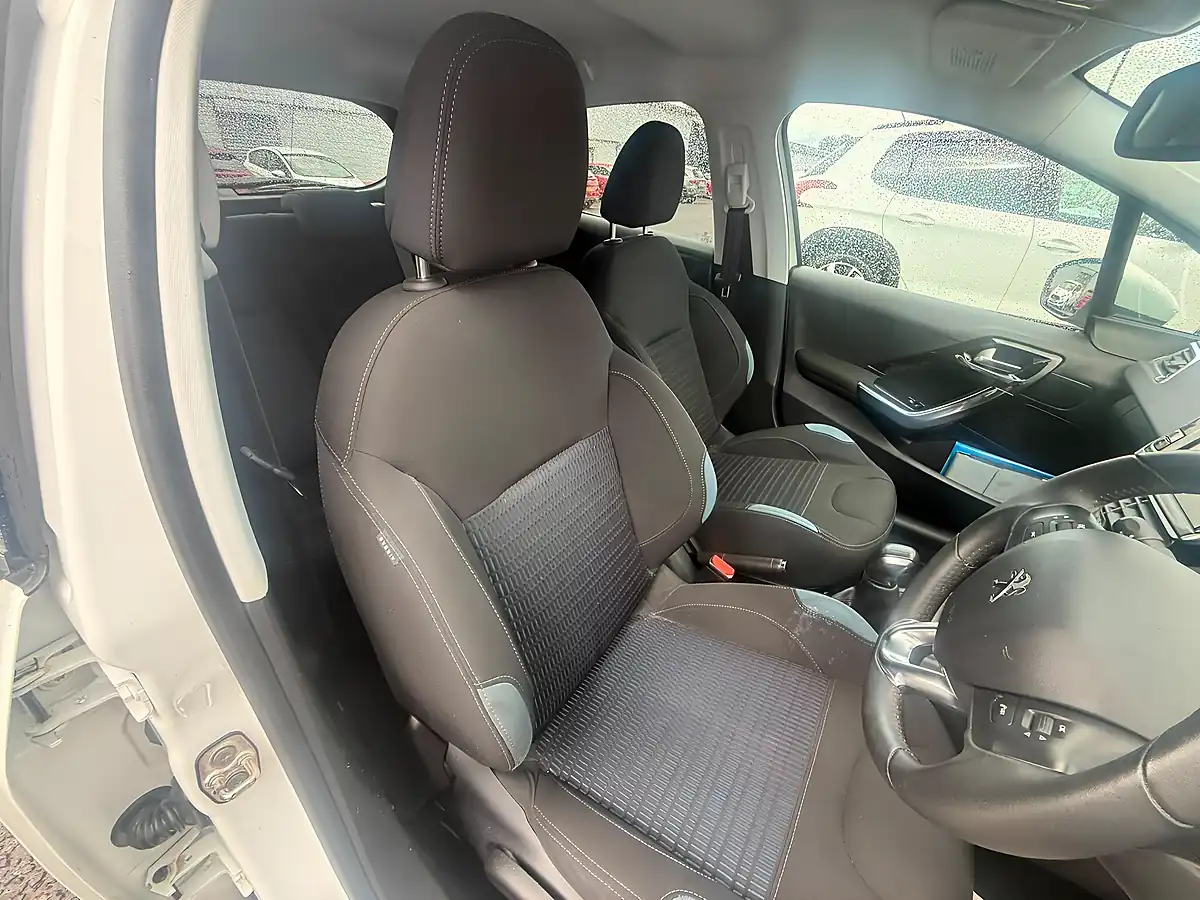 Used 2013 Peugeot 208 Allure Other - Interior and Exterior details 5