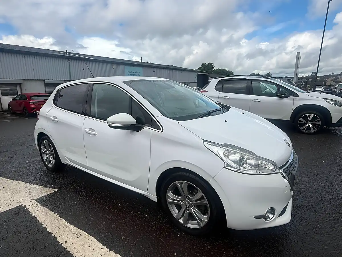 Used 2013 Peugeot 208 Allure Other - Interior and Exterior details 9