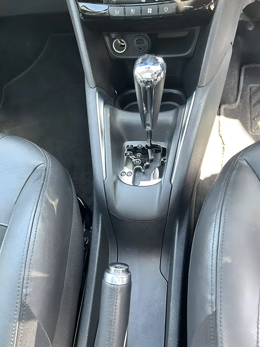 Used 2013 Peugeot 208 Black - Interior and Exterior details 11