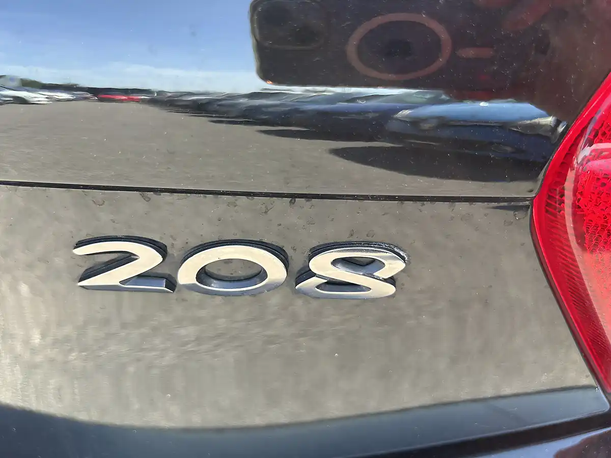 Used 2013 Peugeot 208 Black - Interior and Exterior details 15
