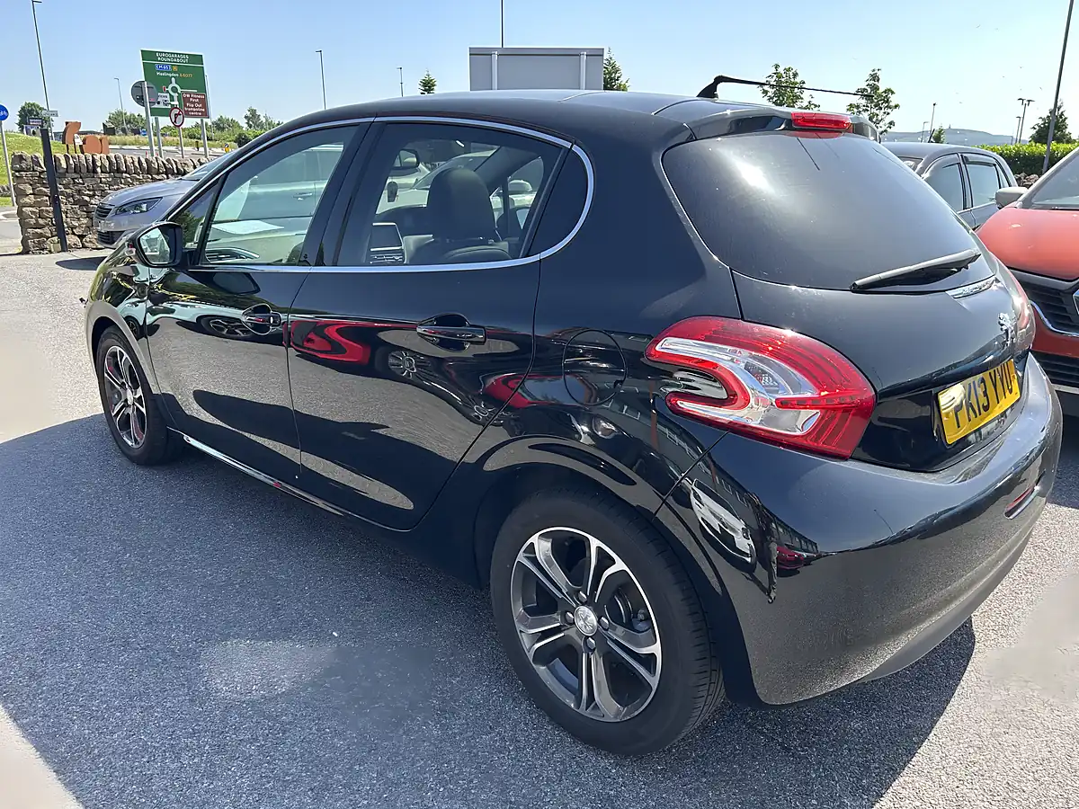 Used 2013 Peugeot 208 Black - Interior and Exterior details 4