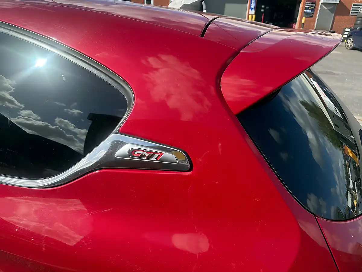 Used 2013 Peugeot 208 GTI Red - Interior and Exterior details 12