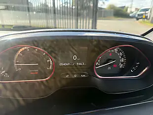 Used 2013 Peugeot 208 GTI Red - Interior and Exterior details 16