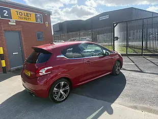 Used 2013 Peugeot 208 GTI Red - Interior and Exterior details 8