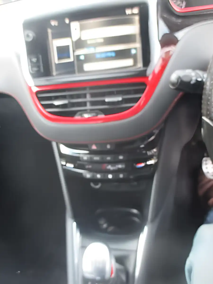 Used 2013 Peugeot 208 GTI White - Interior and Exterior details 6