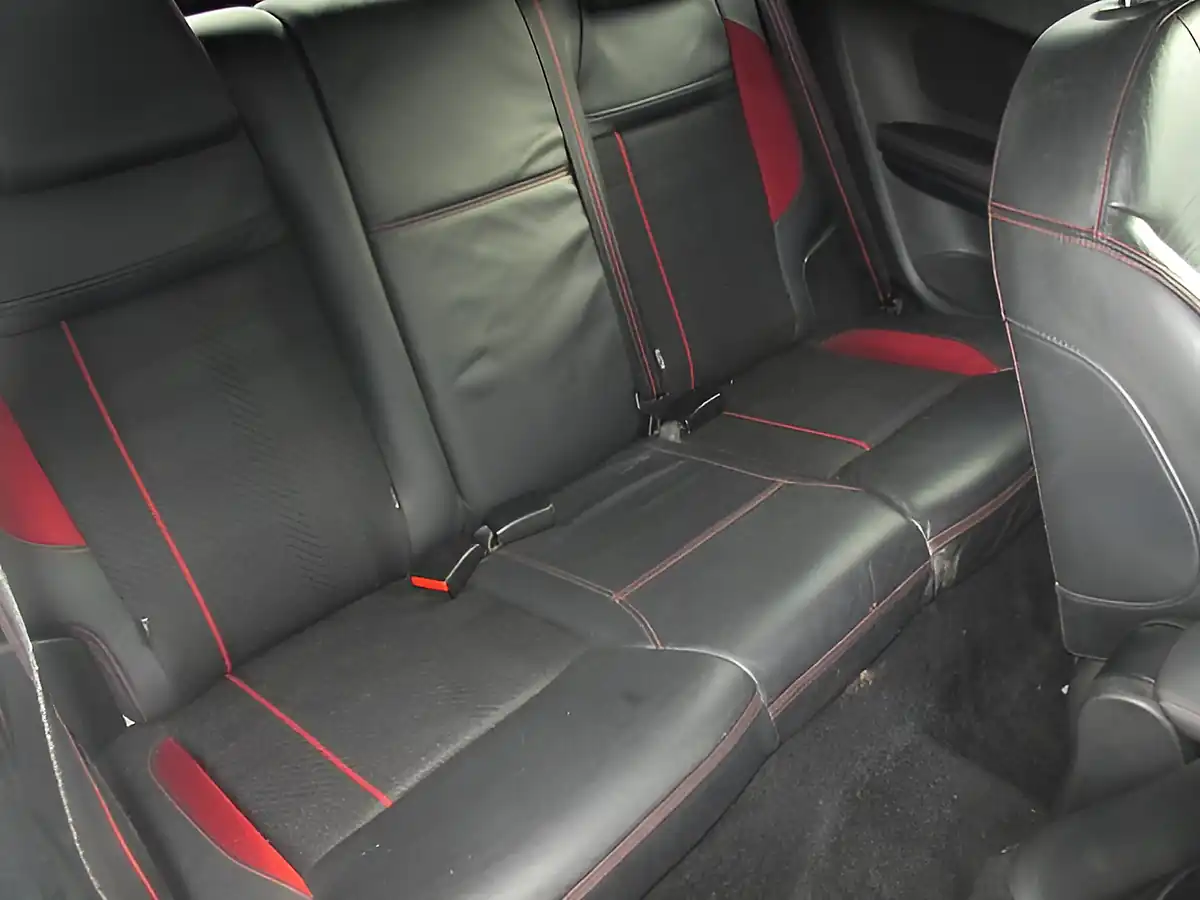 Used 2013 Peugeot 208 GTI White - Interior and Exterior details 9