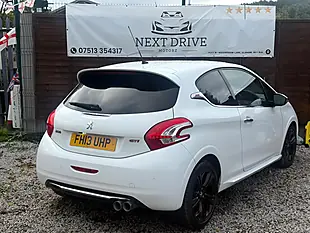 Used 2013 Peugeot 208 GTI White - Interior and Exterior details 10