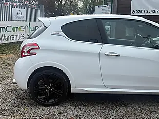 Used 2013 Peugeot 208 GTI White - Interior and Exterior details 9