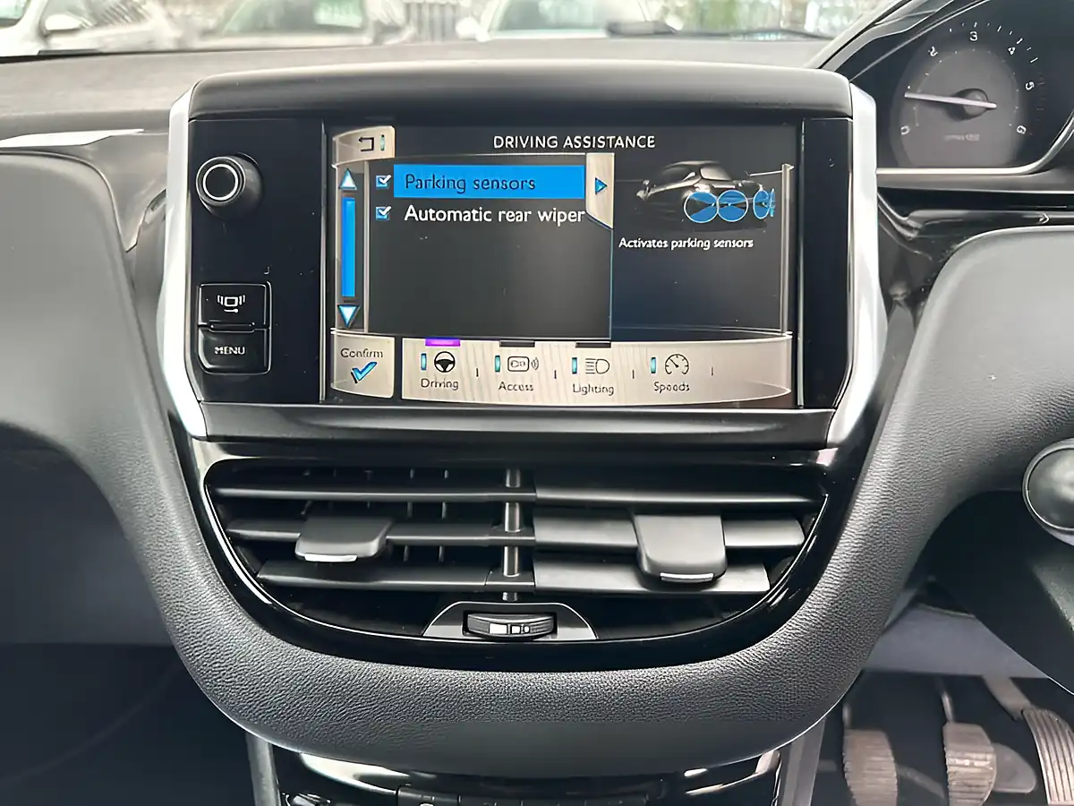 Used 2013 Peugeot 208 Intuitive Grey - Interior and Exterior details 15