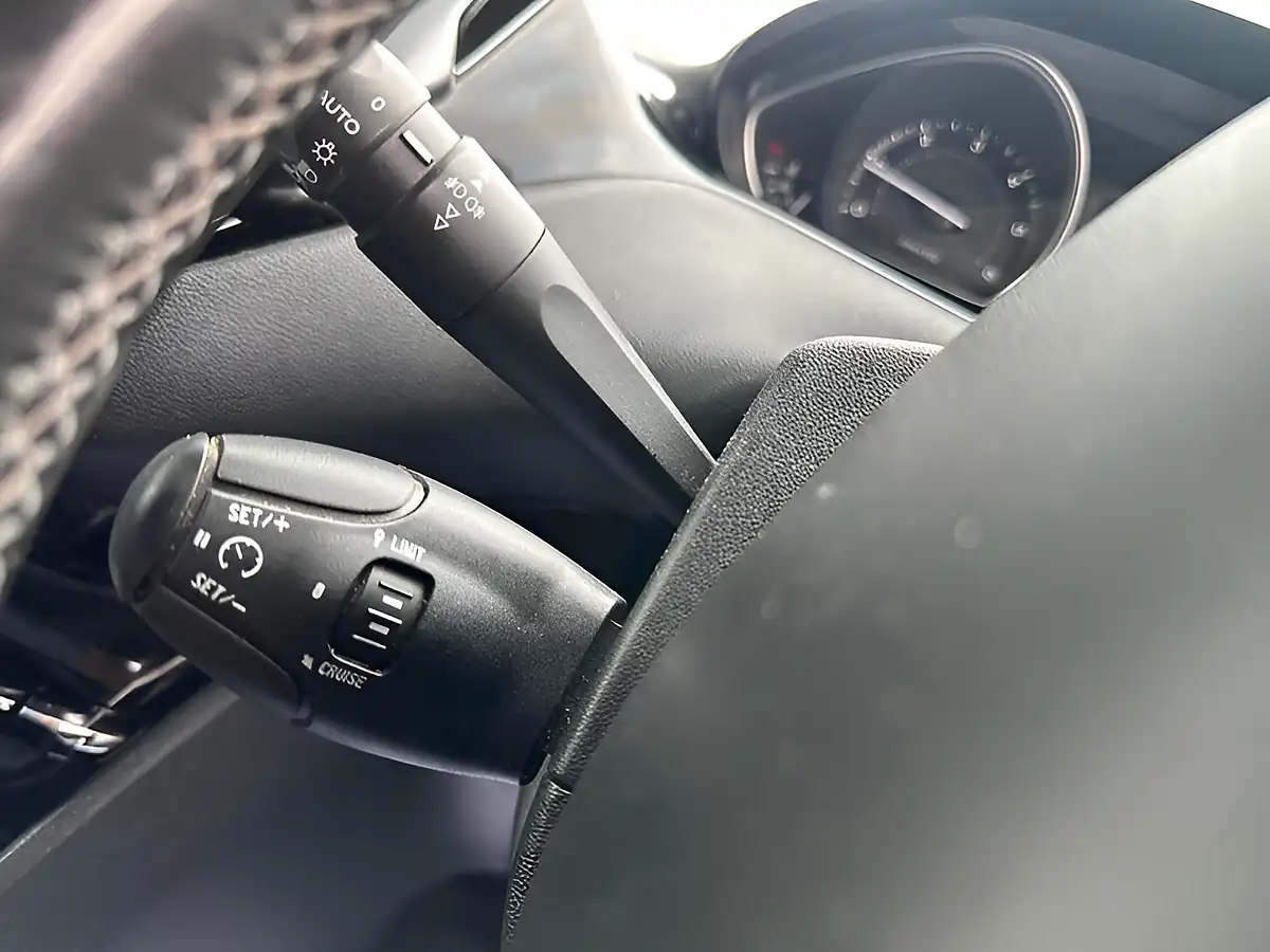 Used 2013 Peugeot 208 Intuitive Grey - Interior and Exterior details 17