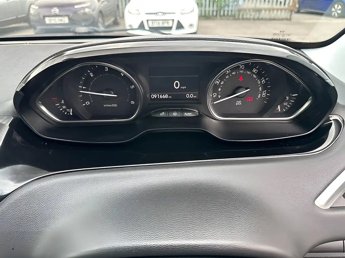 Used 2013 Peugeot 208 Intuitive Grey - Interior and Exterior details 18