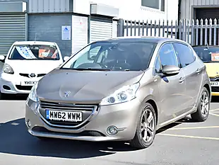 Used 2013 Peugeot 208 Intuitive Grey - Interior and Exterior details 15